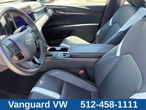 Used 2025 Toyota Camry SE w/ Multimedia Upgrade Package FWD image 11