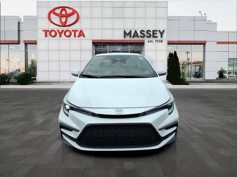 Used 2024 Toyota Corolla SE image 8
