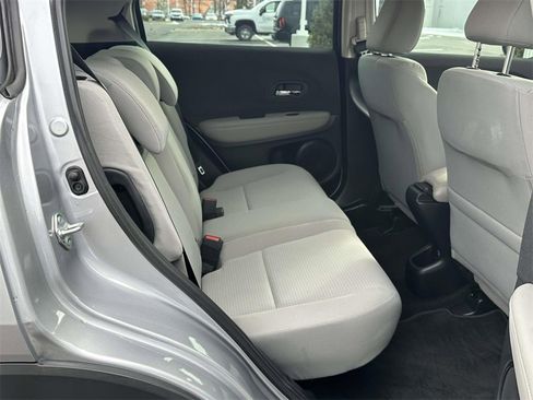Certified 2021 Honda HR-V LX image 7
