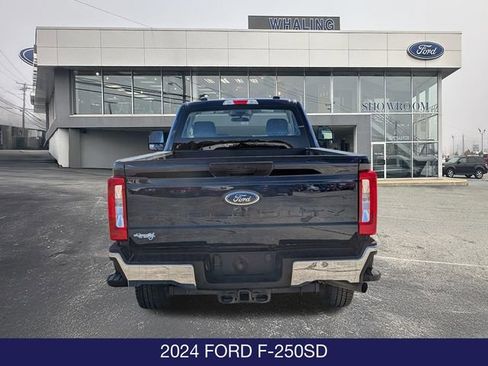 Certified 2024 Ford F250 XL w/ Snow Plow/Camper Package AWD/4WD image 7