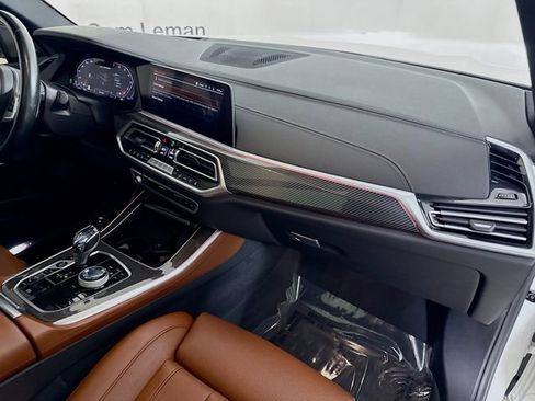 Used 2023 BMW X5 M50i w/ Executive Package image 30