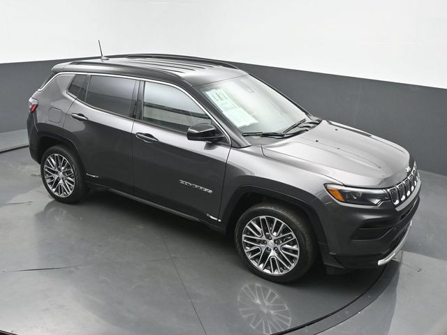 Used 2024 Jeep Compass Limited w/ Elite Group AWD/4WD image 40