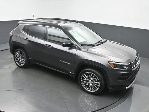 Used 2024 Jeep Compass Limited w/ Elite Group AWD/4WD image 40