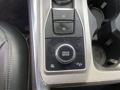 Used 2023 Ford Explorer XLT w/ Equipment Group 202A image 20