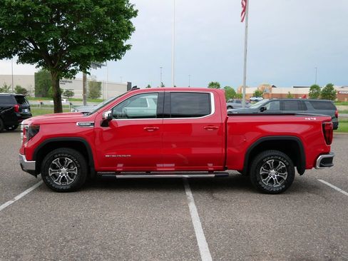 Used 2026 GMC Sierra 1500 SLE w/ Preferred Package AWD/4WD image 6
