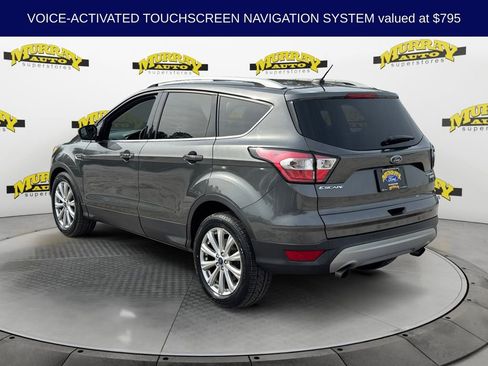 Used 2017 Ford Escape Titanium image 3
