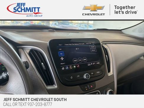 Used 2024 Chevrolet Malibu LT image 24