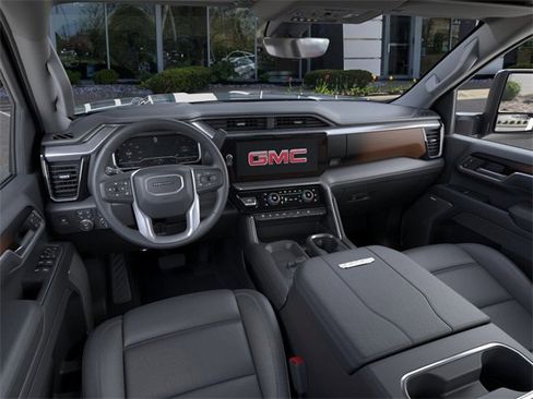 New 2026 GMC Sierra 2500 Denali w/ Technology Package image 15