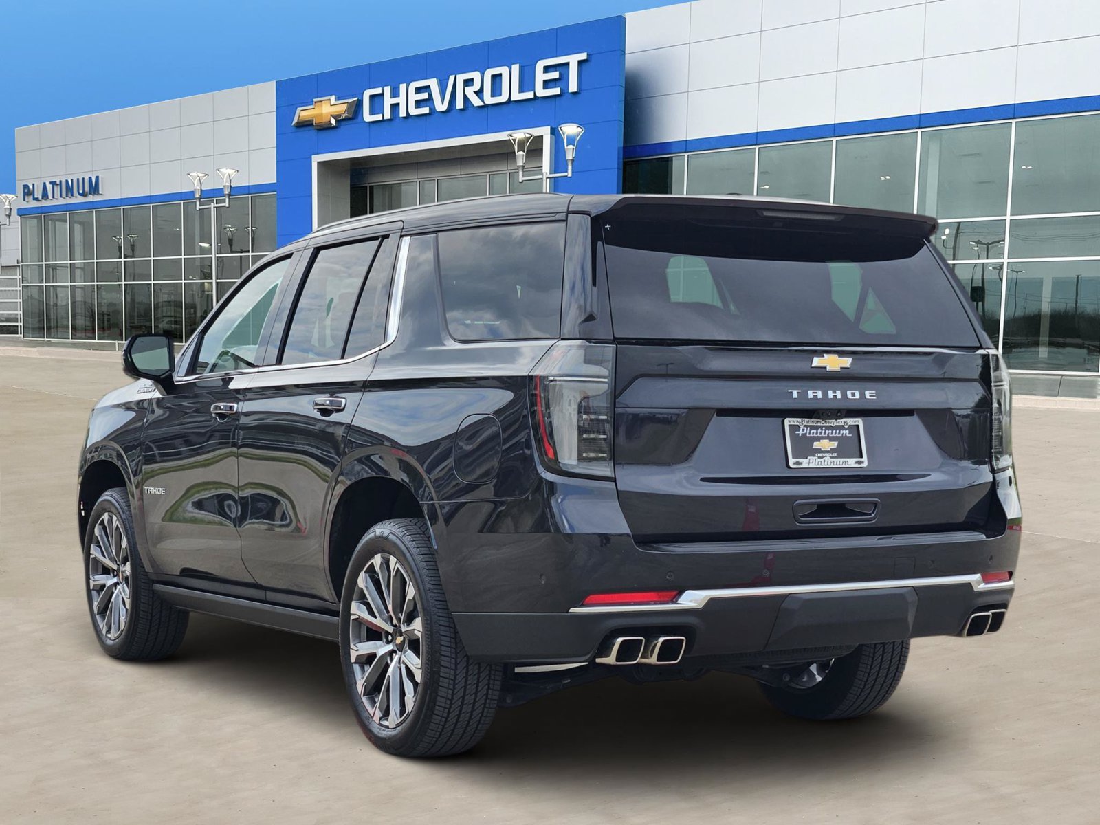 Certified 2026 Chevrolet Tahoe High Country AWD/4WD image 4