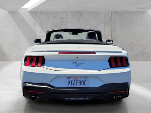 Used 2025 Ford Mustang Premium RWD image 6