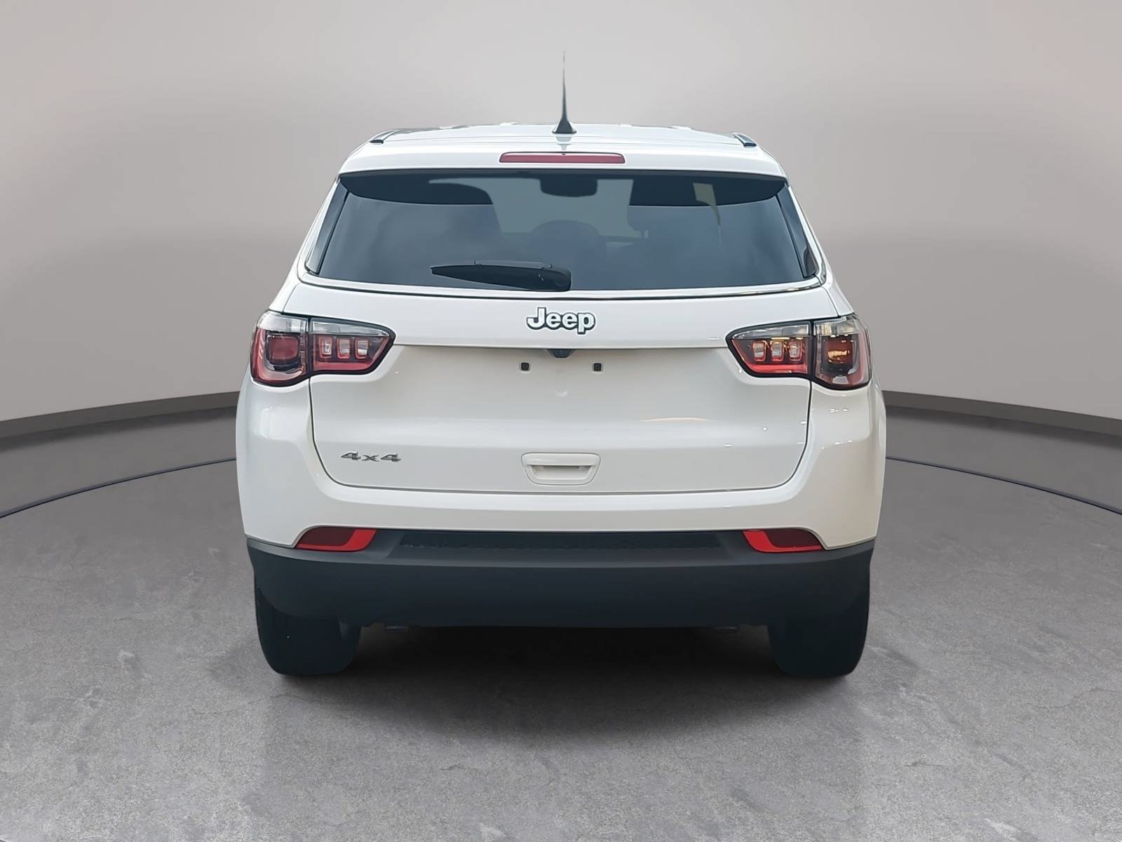 Used 2025 Jeep Compass Sport AWD/4WD image 6
