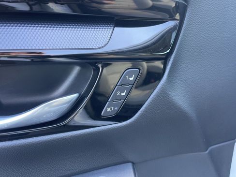 Used 2024 Honda CR-V EX-L image 18