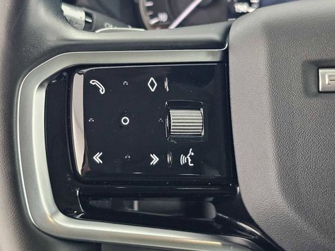 Used 2022 Land Rover Range Rover Velar S image 25