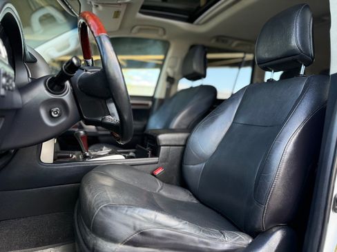 Used 2014 Lexus GX 460 w/ Premium Package AWD/4WD image 14