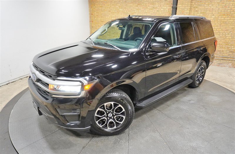 Used 2022 Ford Expedition XL AWD/4WD image 2