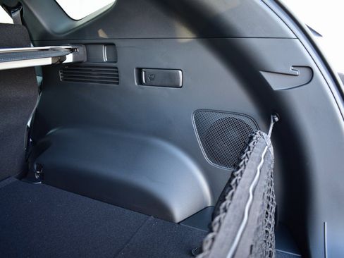 New 2026 Hyundai Tucson Limited w/ Tow & Go Package image 31