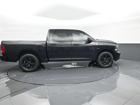 Used 2019 RAM 1500 Express w/ Wheel & Sound Group AWD/4WD image 4