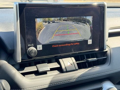 Used 2024 Toyota RAV4 XLE image 30