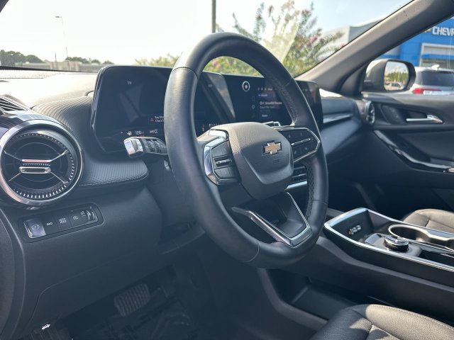 Used 2026 Chevrolet Equinox LT w/ Convenience Package II AWD/4WD image 10