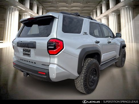 Used 2025 Toyota 4Runner TRD Off-Road Premium image 4