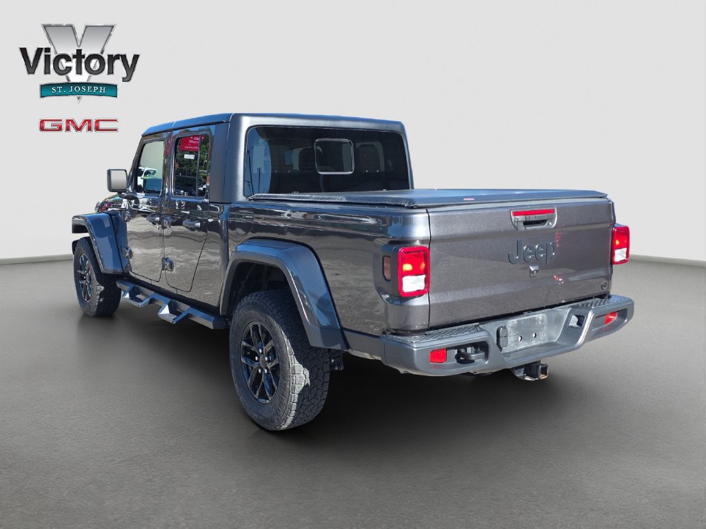 Used 2022 Jeep Gladiator Sport AWD/4WD image 15