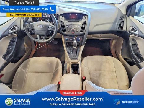 Used 2016 Ford Focus SE w/ Exterior Protection Package FWD image 11