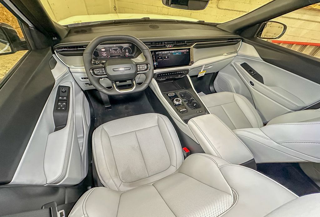 New 2026 Jeep Cherokee Limited AWD/4WD image 9