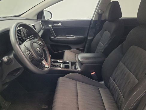 Used 2017 Kia Sportage LX image 17
