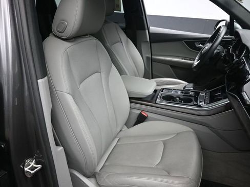 Used 2021 Audi Q7 3.0T Premium Plus w/ Executive Package image 31