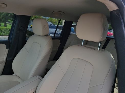 Used 2021 Mercedes-Benz GLB 250 image 21