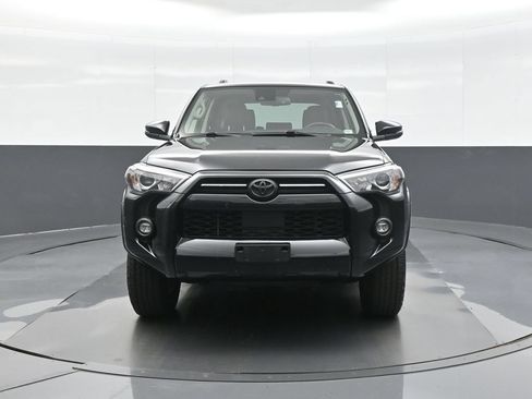 Used 2023 Toyota 4Runner SR5 Premium AWD/4WD image 2