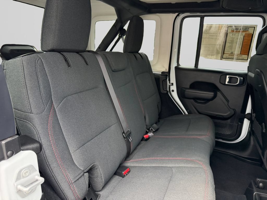 Used 2026 Jeep Wrangler Unlimited Rubicon AWD/4WD image 18