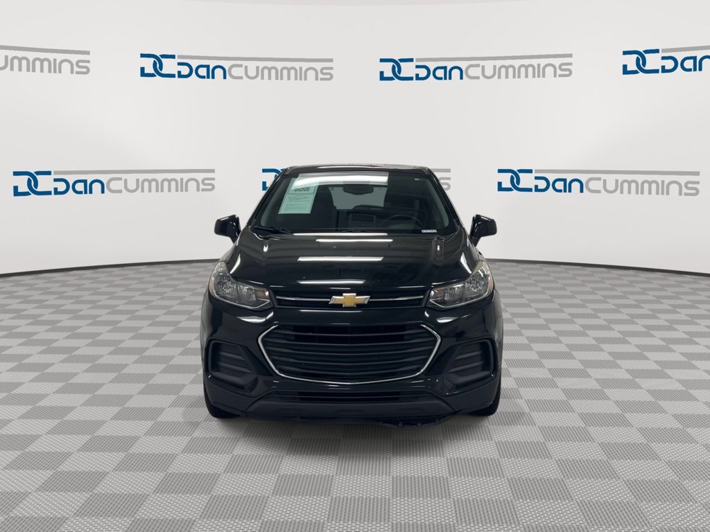 Used 2019 Chevrolet Trax LS FWD image 3