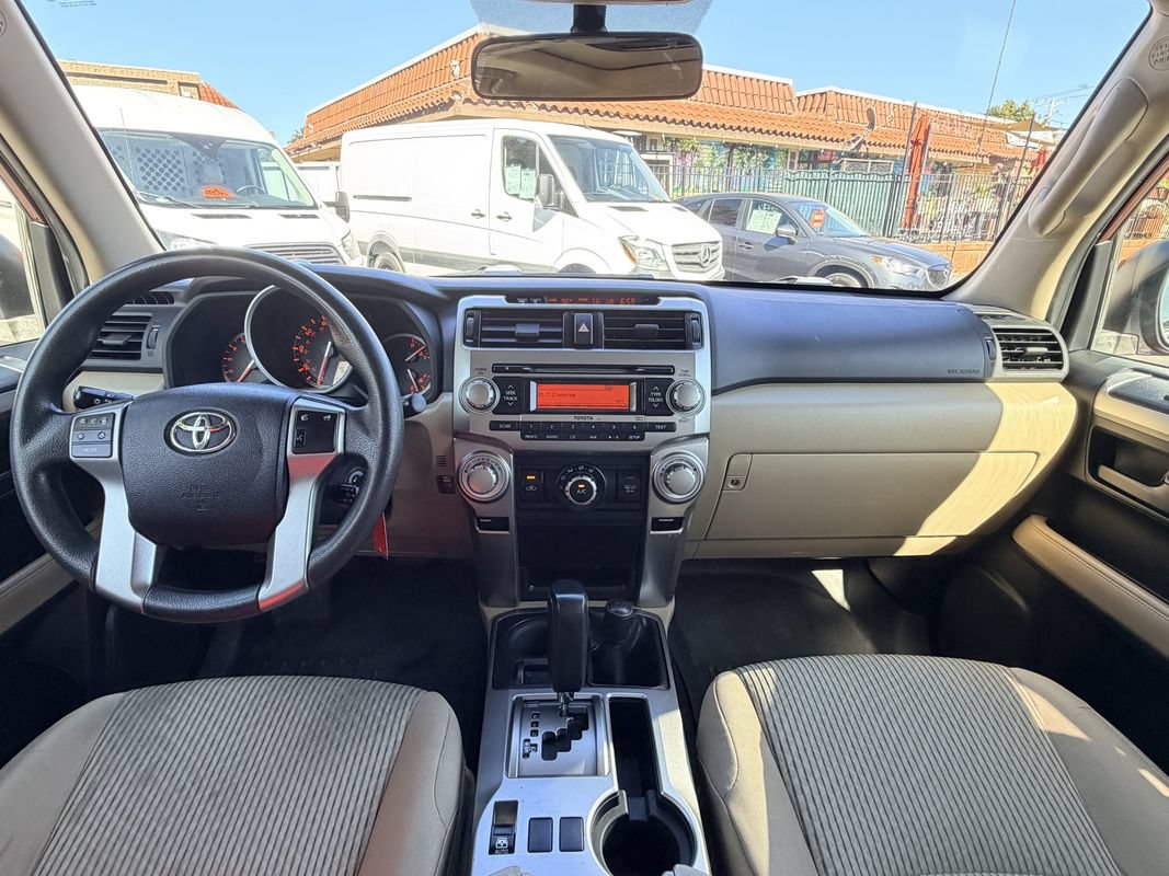 Used 2012 Toyota 4Runner SR5 w/ Convenience Pkg AWD/4WD image 25
