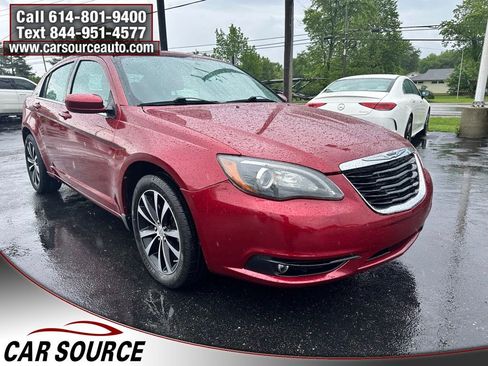 Used 2013 Chrysler 200 Touring w/ S Exterior Appearance Pkg FWD image 6