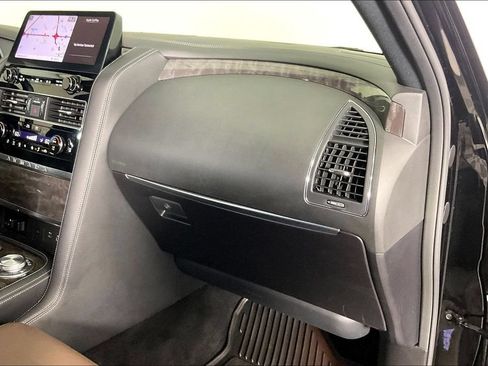 Used 2023 Nissan Armada Platinum w/ Captain's Chairs Package AWD/4WD image 19