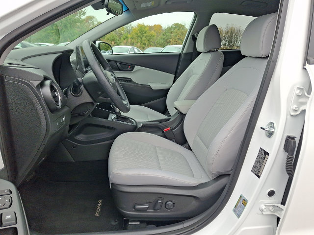Certified 2023 Hyundai Kona SEL AWD/4WD image 13
