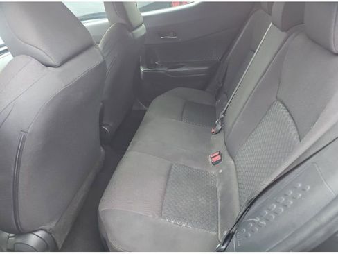 Used 2021 Toyota C-HR LE image 21