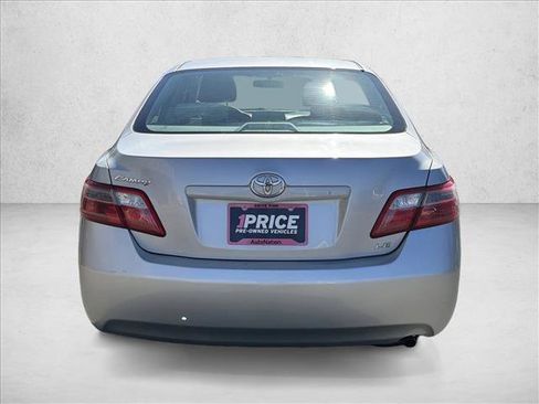 Used 2007 Toyota Camry LE image 6