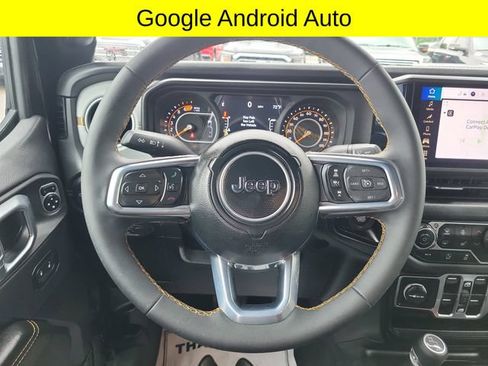 Used 2024 Jeep Wrangler Unlimited Sahara AWD/4WD image 10