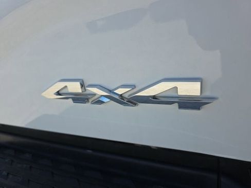 Used 2024 RAM 2500 Laramie image 13