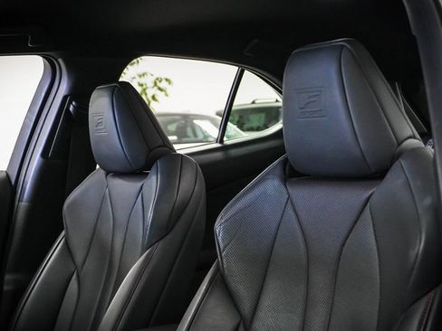 Certified 2021 Lexus UX 250h F Sport w/ Accessory Package (Z2) image 10