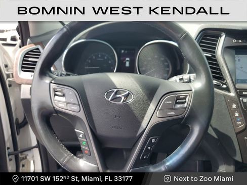 Used 2018 Hyundai Santa Fe SE image 31