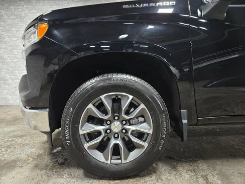 Used 2023 Chevrolet Silverado 1500 LT AWD/4WD image 54