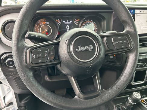 Used 2024 Jeep Wrangler Sport image 16