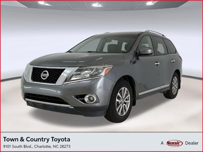 Used 2016 Nissan Pathfinder SL w/ SL Premium Package