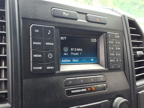 Used 2016 Ford F150 XL w/ Equipment Group 101A Mid AWD/4WD image 11