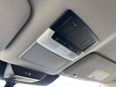 Used 2024 Nissan Pathfinder SL image 33