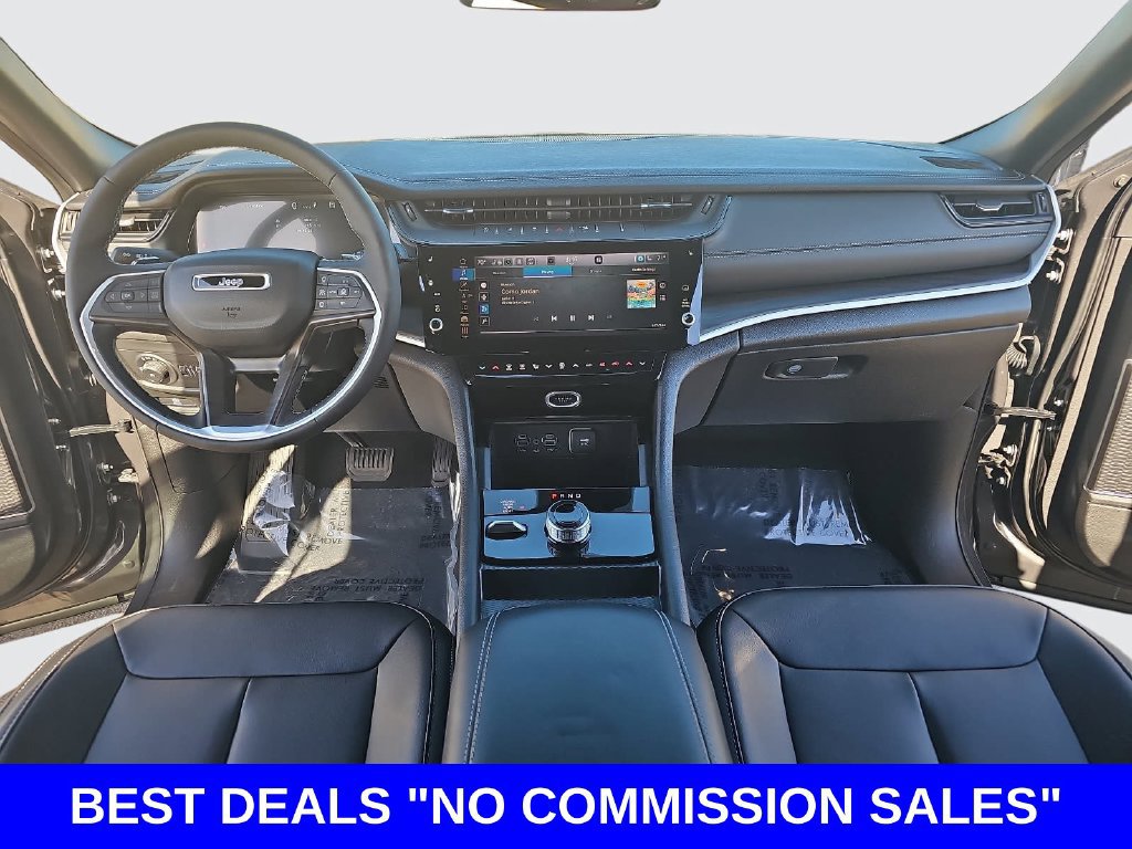 Used 2026 Jeep Grand Cherokee Limited AWD/4WD image 9