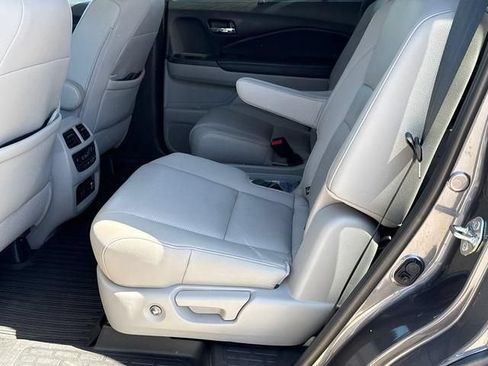 Used 2020 Honda Pilot Elite image 21